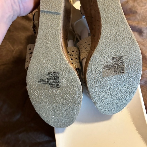 Wedge sandals - Picture 5 of 6